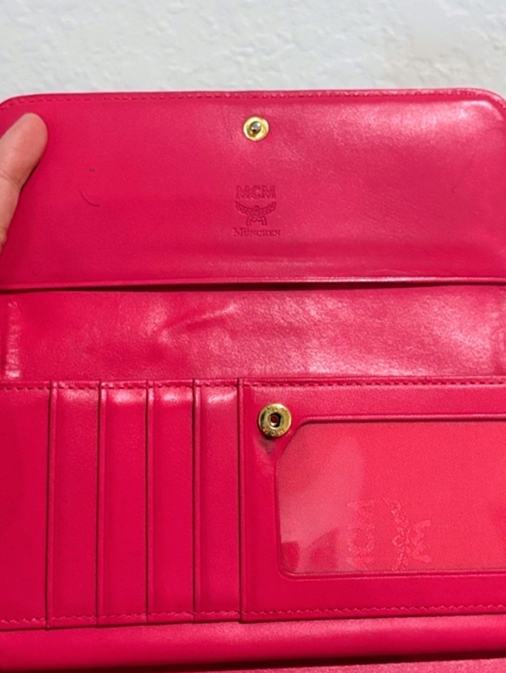 MCM Wallet Pink Studded - Picture 5 of 10